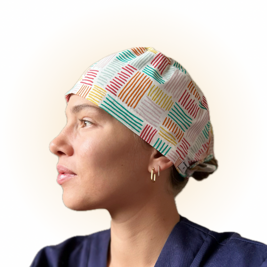 Personnalisez votre pratique : les calots en tissu sur mesure qui racontent votre histoire professionnelle